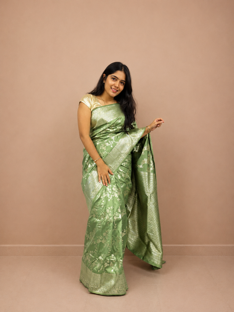 Pista Green Banarasi Silk Saree with Golden Zari Work & Matching Blouse Piece | Traditional Wedding, Festive & Party Wear Saree for Women